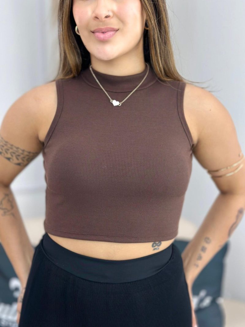 cropped gola alta marrom 277