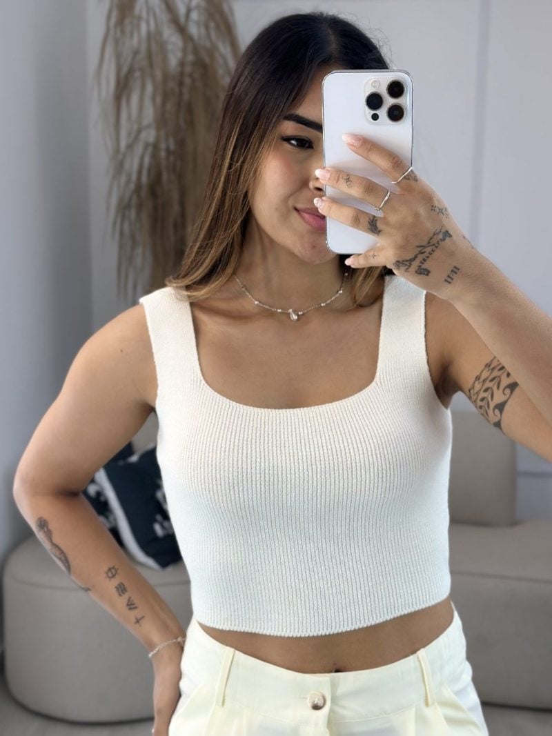 cropped modal regata off 484