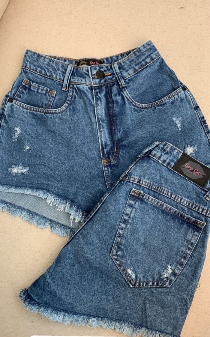shorts jeans desfiado beijo 715