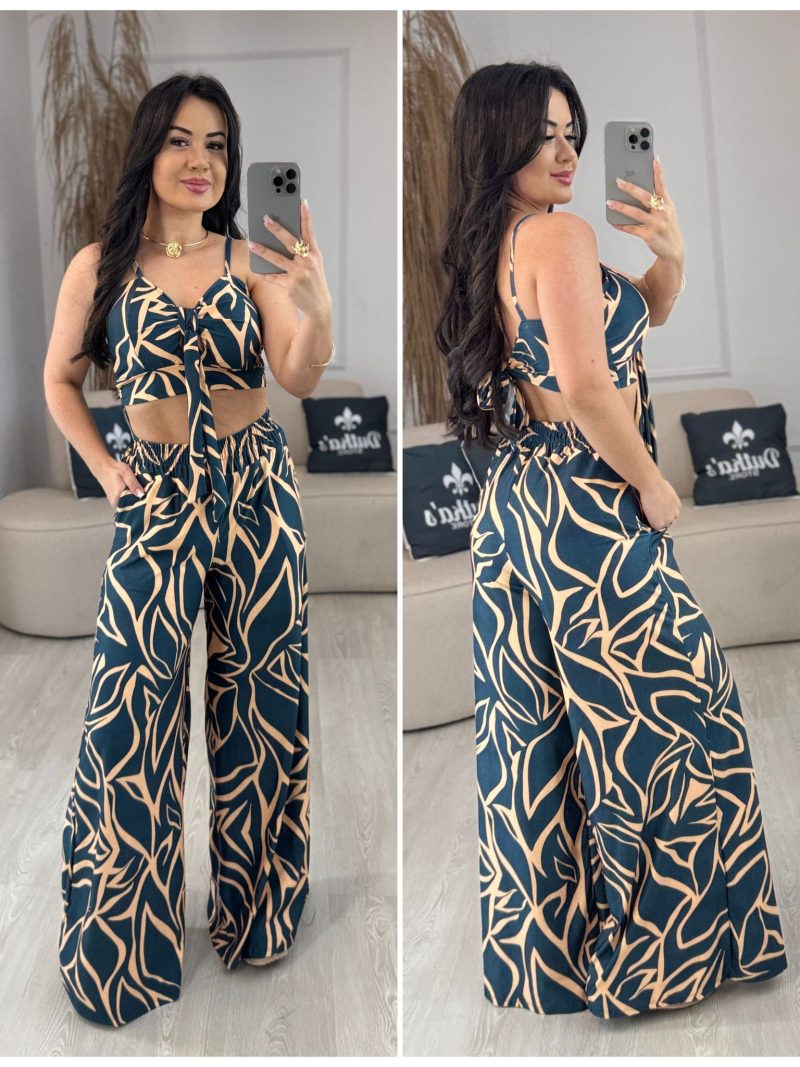 conjunto cropped e calça azul escuro estampado 348