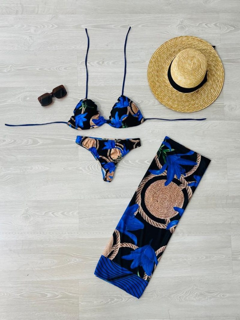 conjunto biquini com canga preto com floral azul 1320