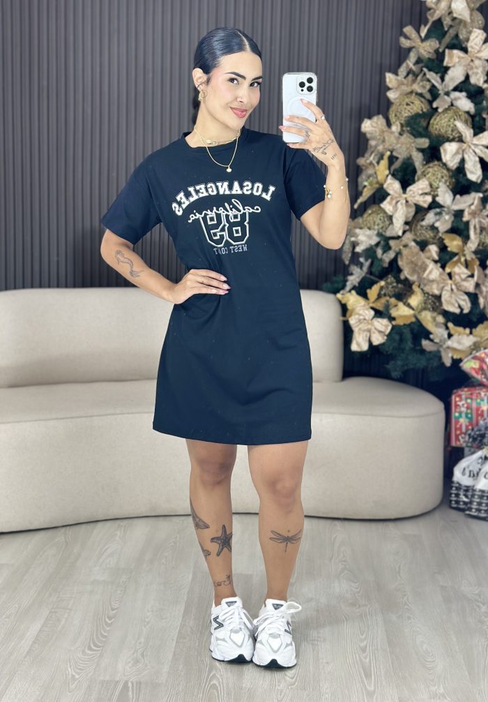 vestido camisetão los angeles preto 1428 vestido camisetão los angeles preto 1428