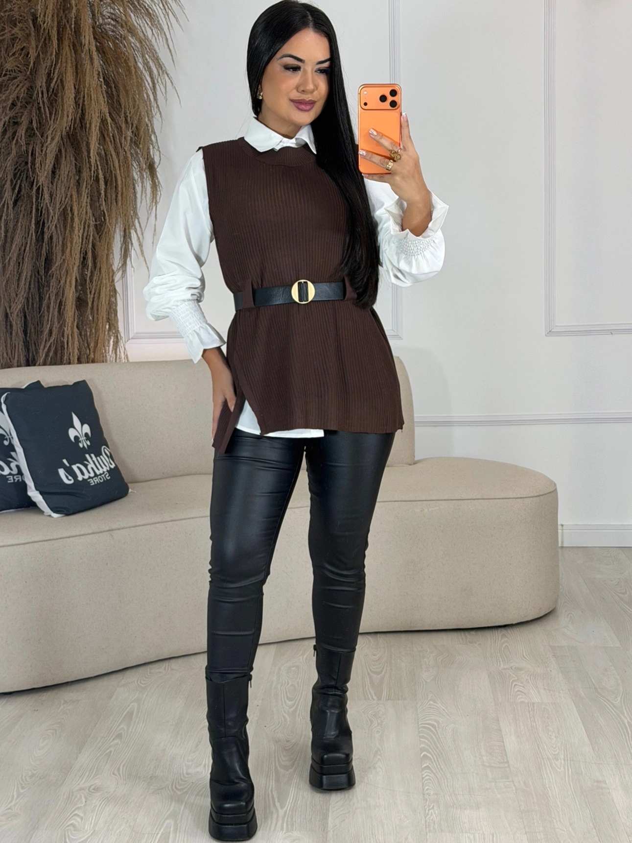conjunto camisa e colete com cinto marrom 6928