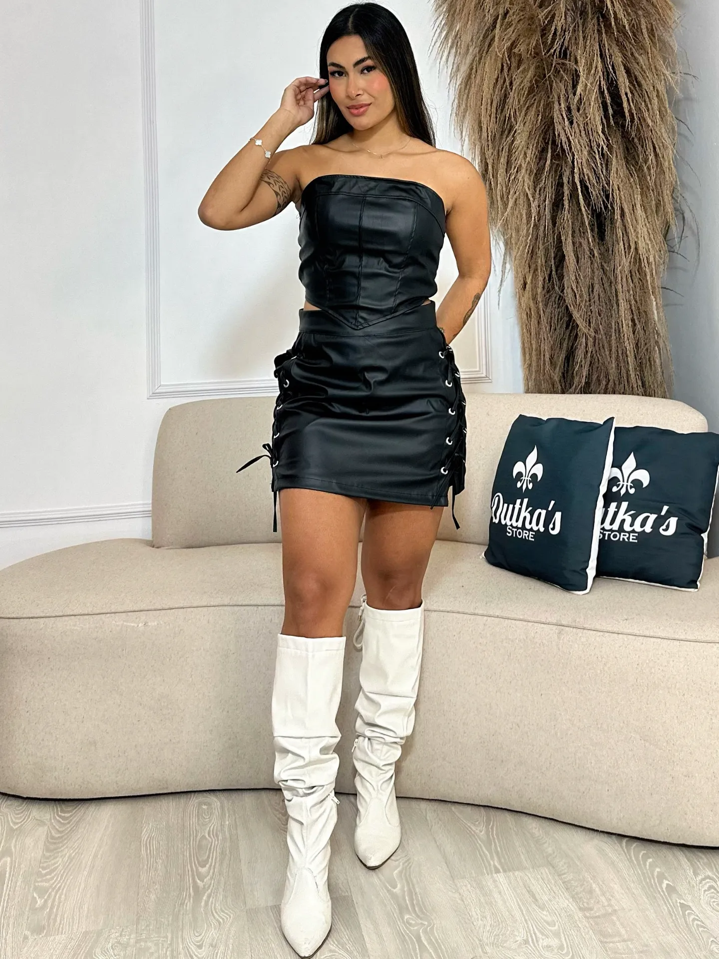 conjunto short saia courinho preto 8240